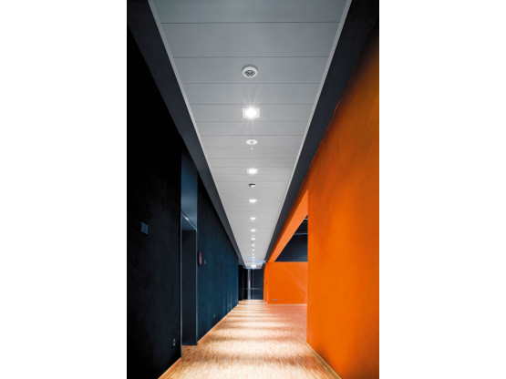 Плита підвісної стелі ARMSTRONG Perla OP 600x600х15 мм Board